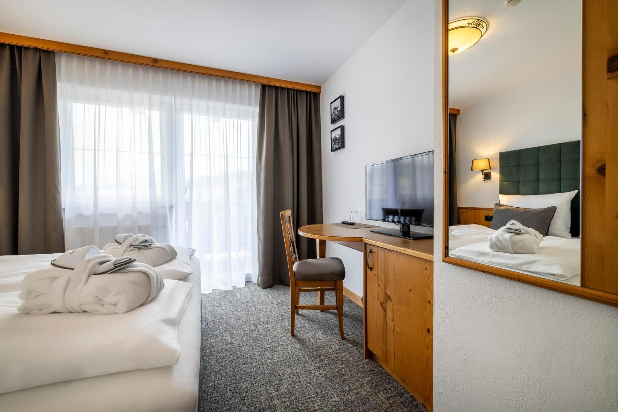 Bergzeit By Seven Hotel ฟลาคเฮา ห้อง รูปภาพ
